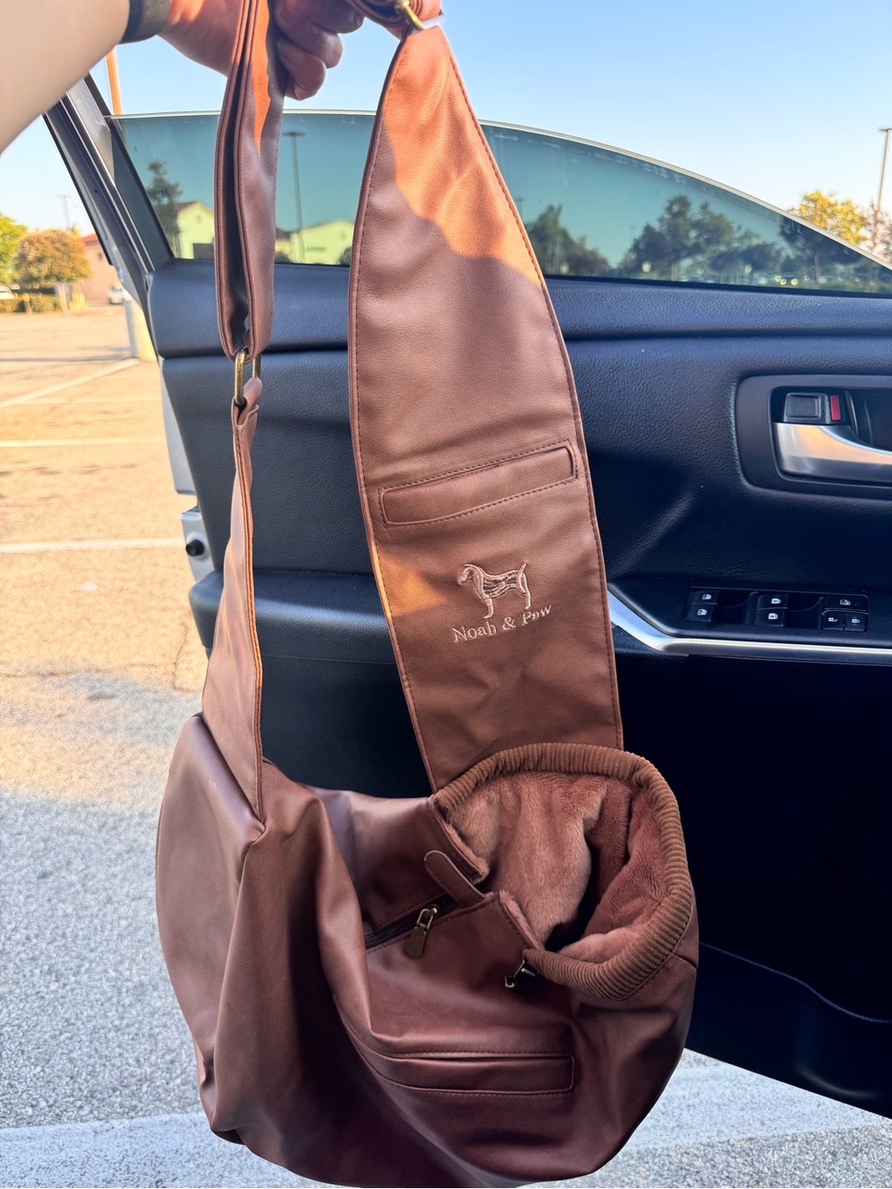 NWOT Noah and Paw Satchel/Carrier -soft lining - Picture 7 of 11